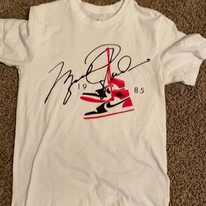 Men’s Jordan shirt